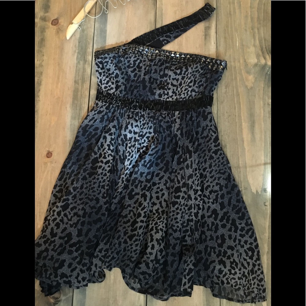 Bebe leopard print dress